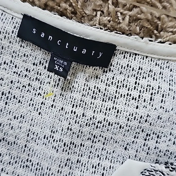 NWT Sanctuary Anthropologie Top Sleeveless Faux Layered Tweed Vneck XS - Picture 2 of 6